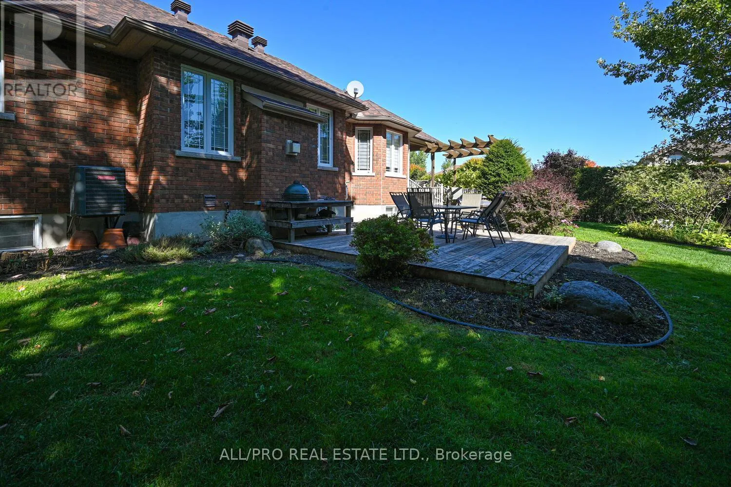 1238 TINTERN DRIVE W