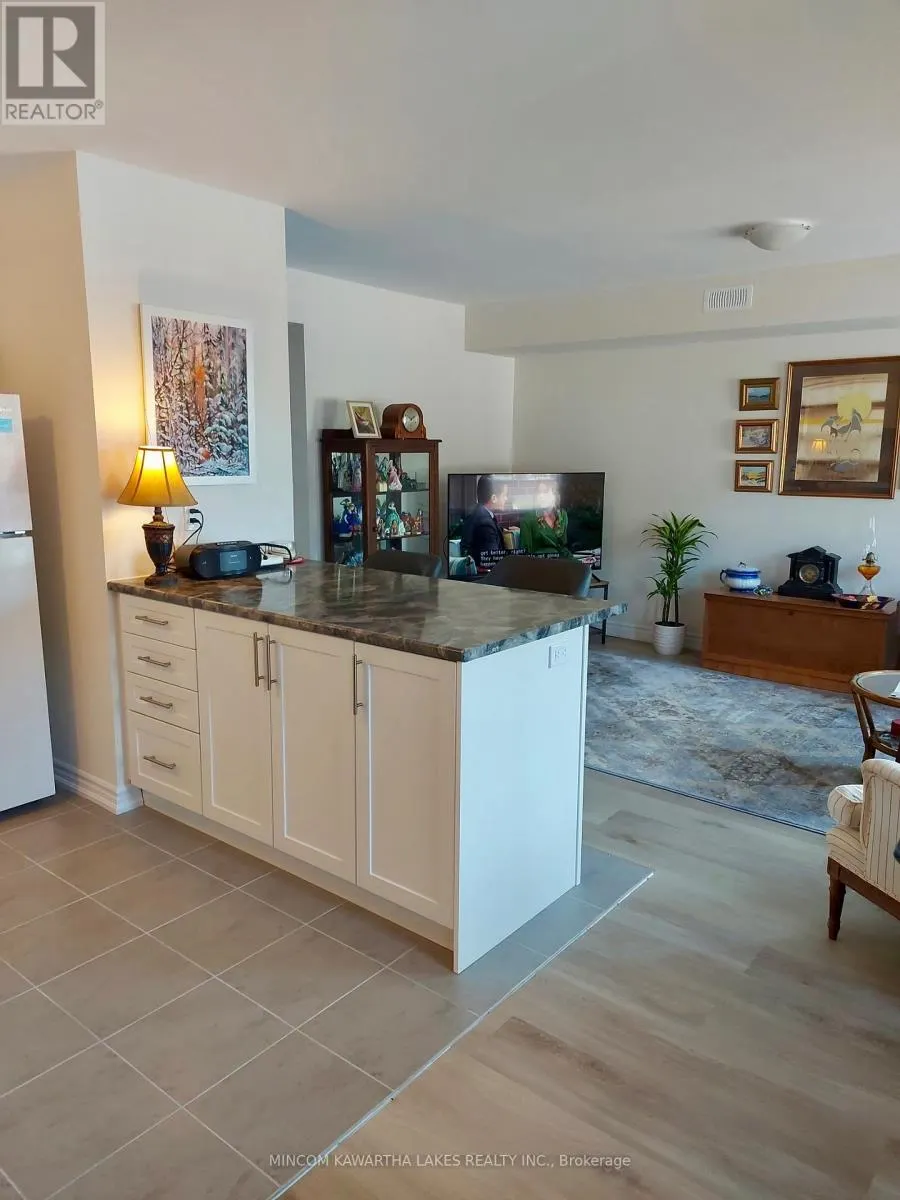 101 - 50 MAPLE AVENUE, #101