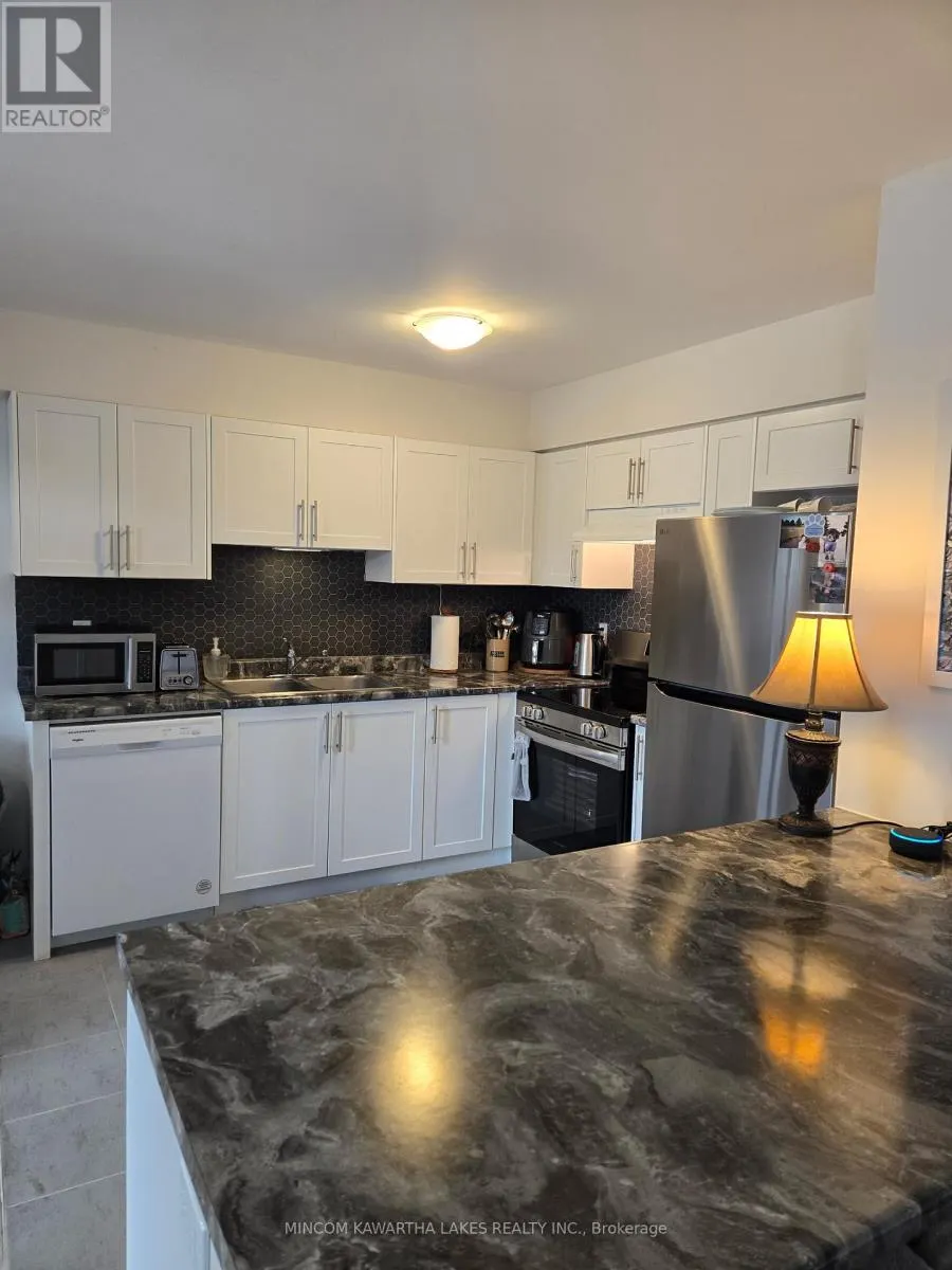 101 - 50 MAPLE AVENUE, #101