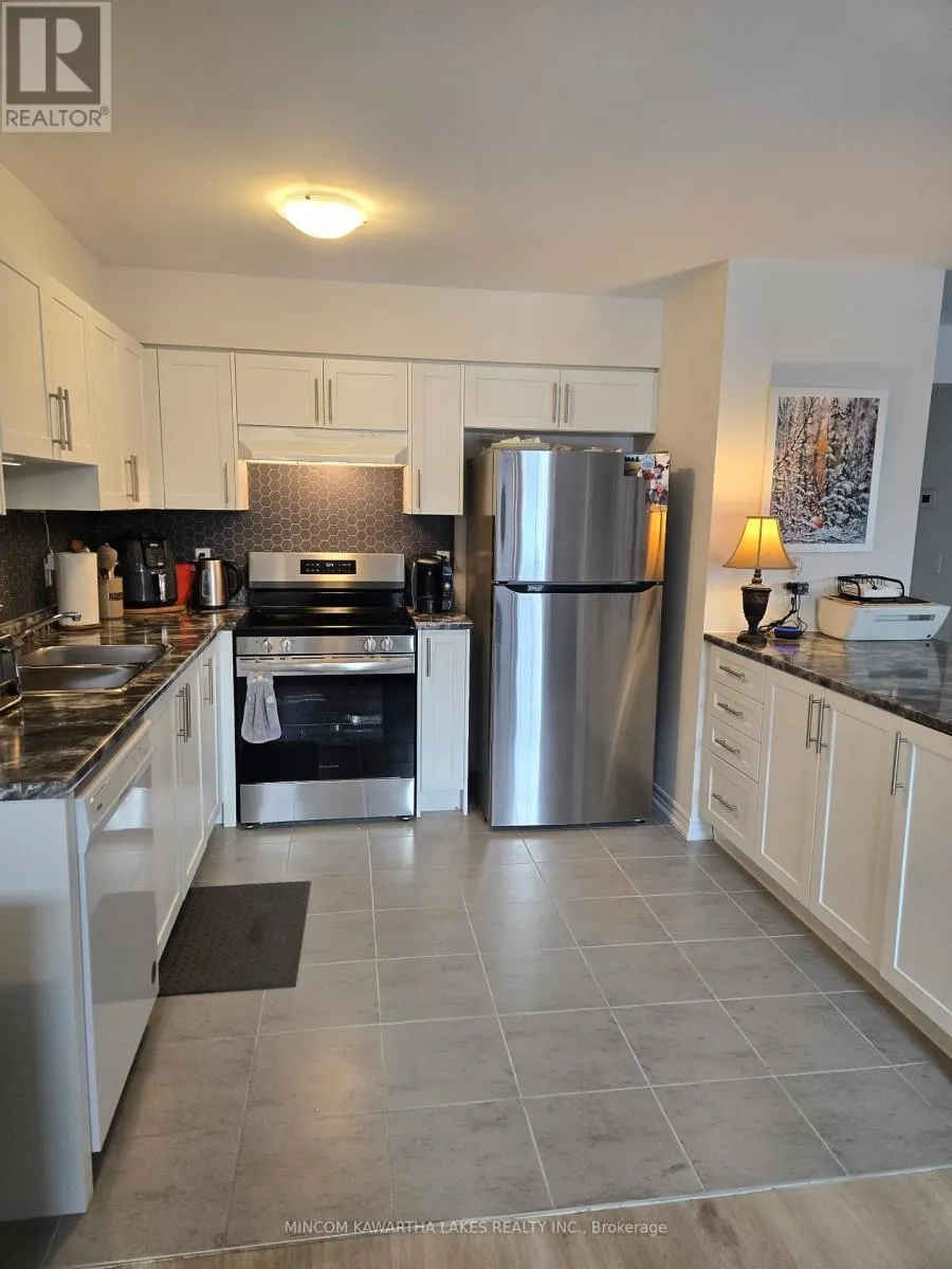 101 - 50 MAPLE AVENUE, #101