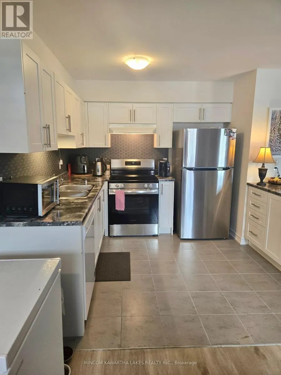 101 - 50 MAPLE AVENUE, #101