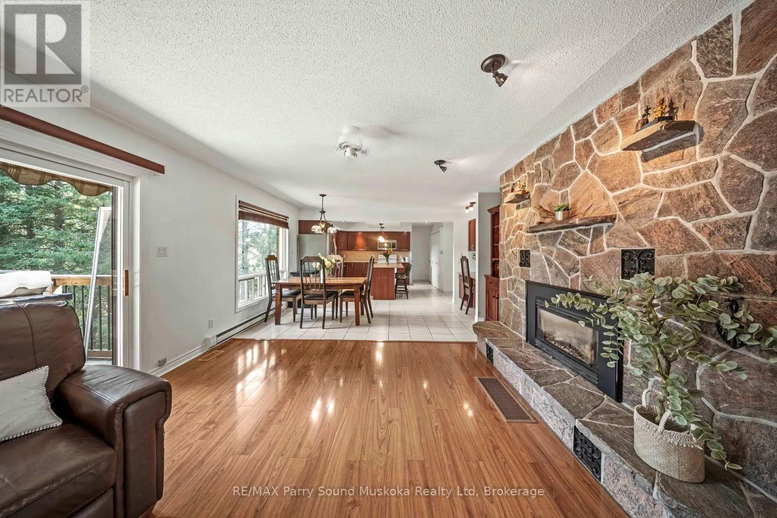 113 NORTH ROAD