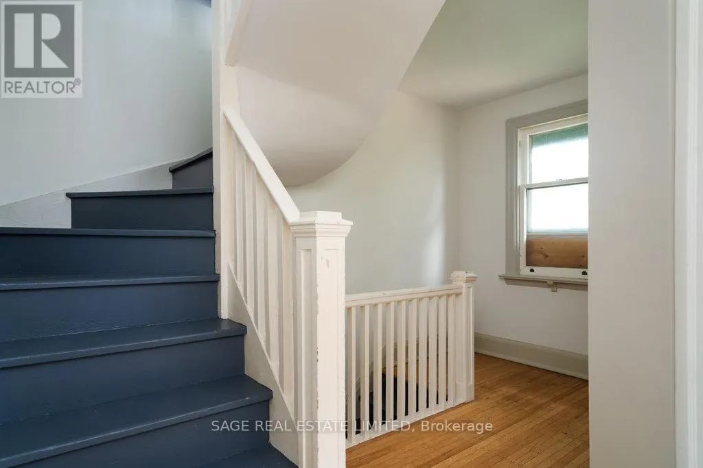 36 MOUNTWOOD AVENUE