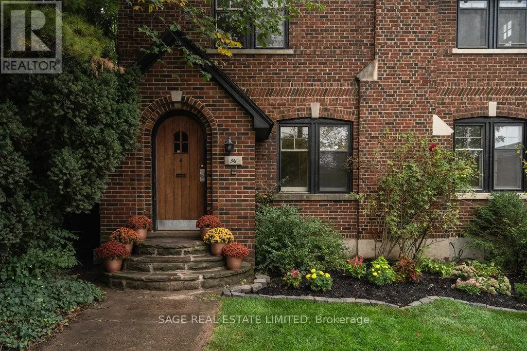 36 MOUNTWOOD AVENUE