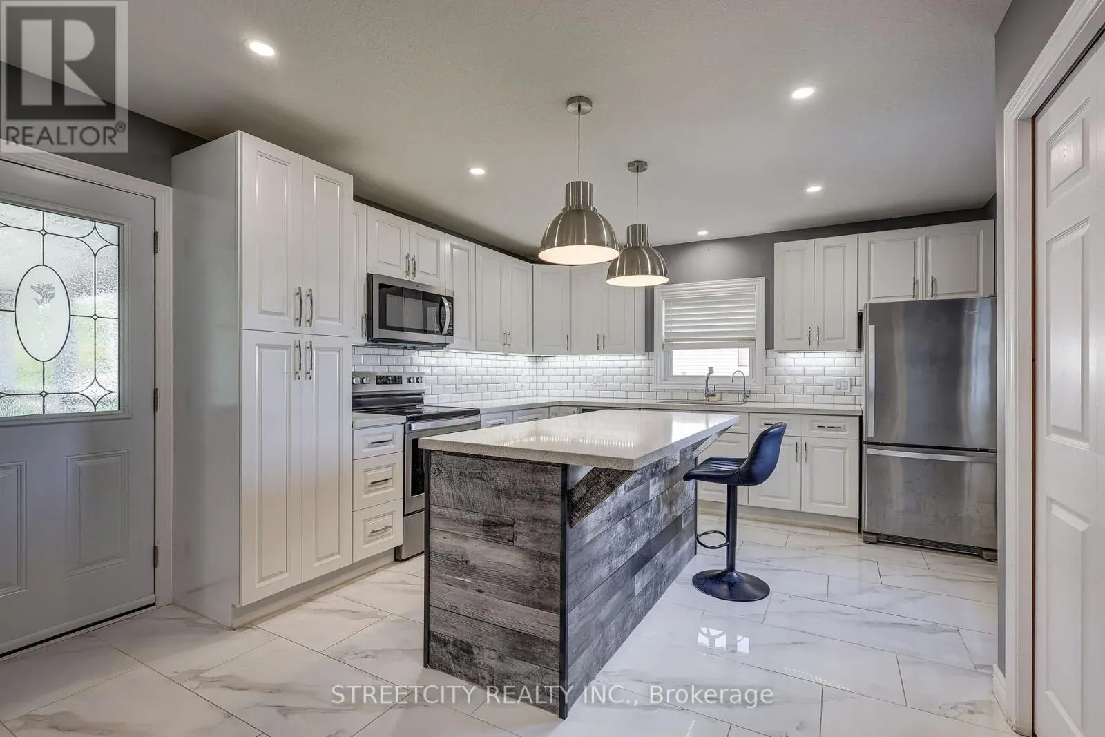 276 MARSH LINE