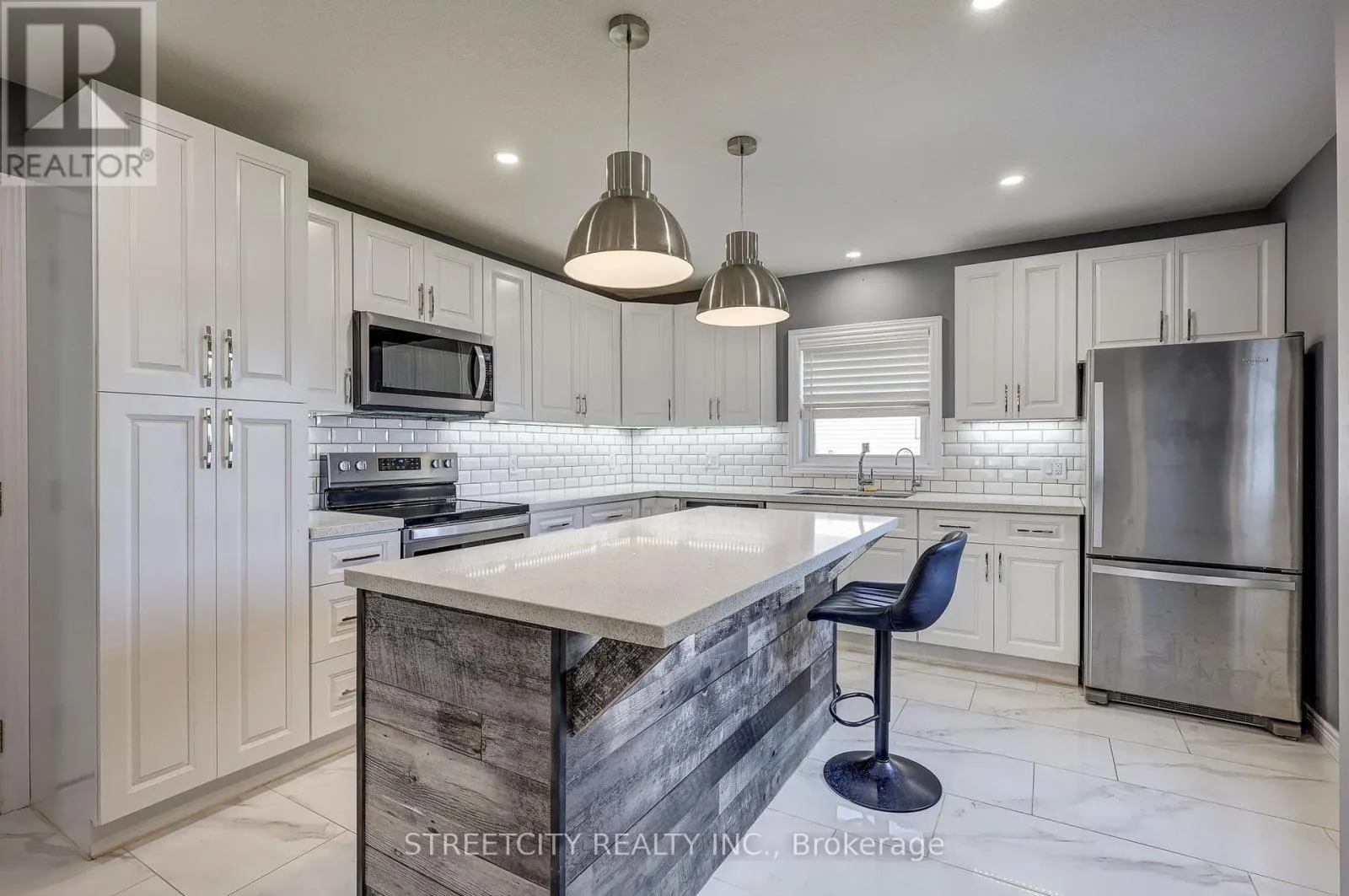 276 MARSH LINE