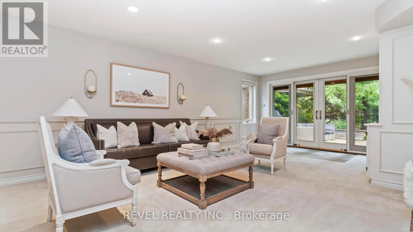 76 TALLWOOD CIRCLE