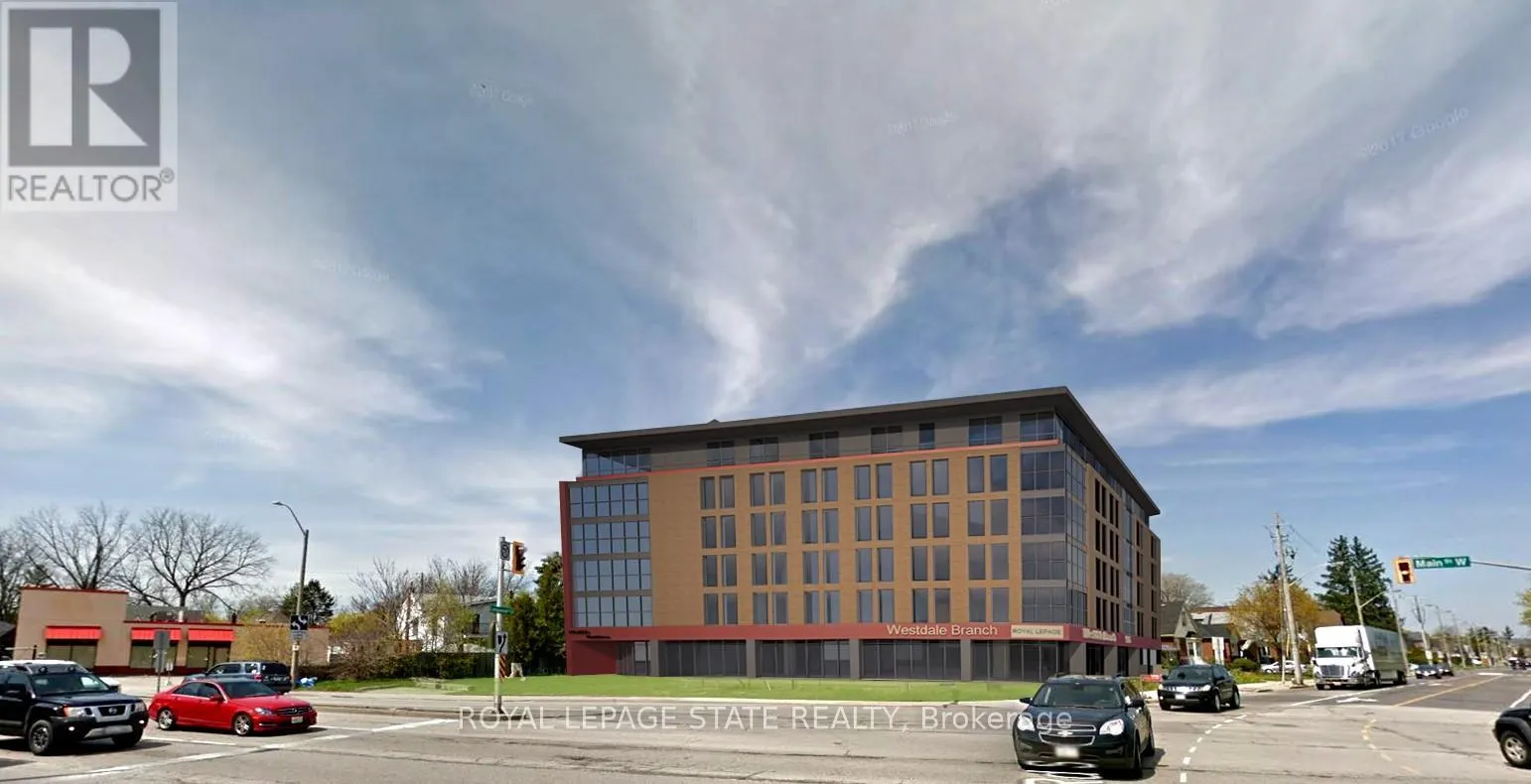 906 MAIN STREET W