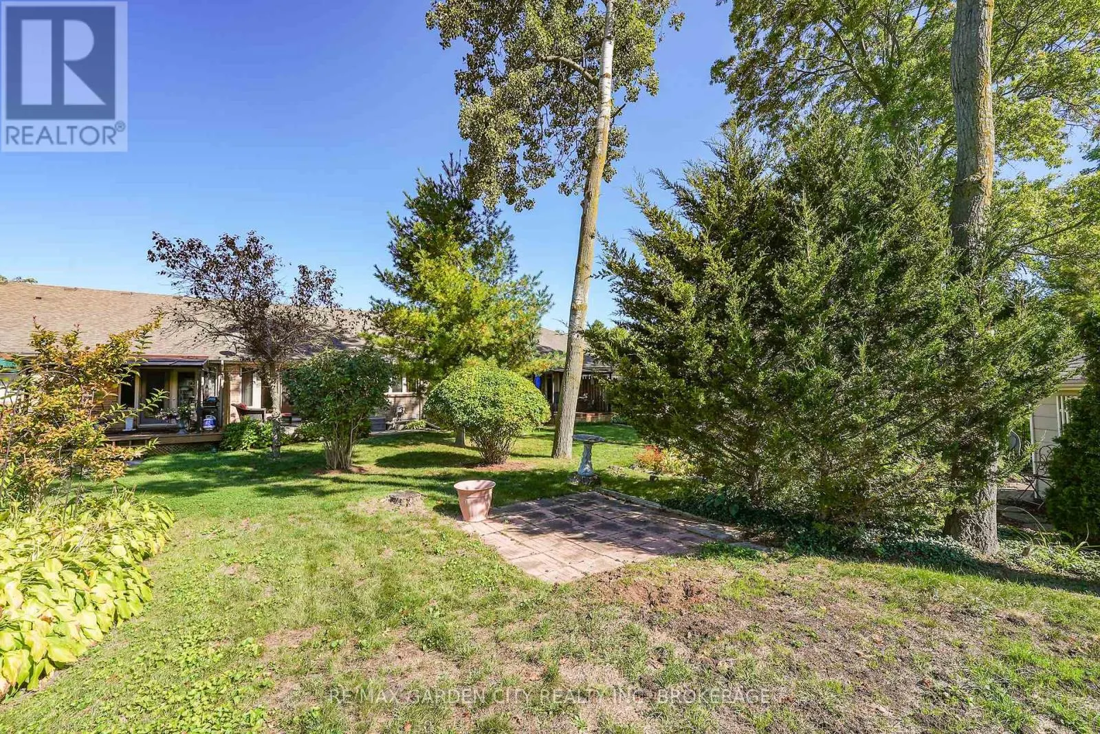 176 BECKETT CRESCENT