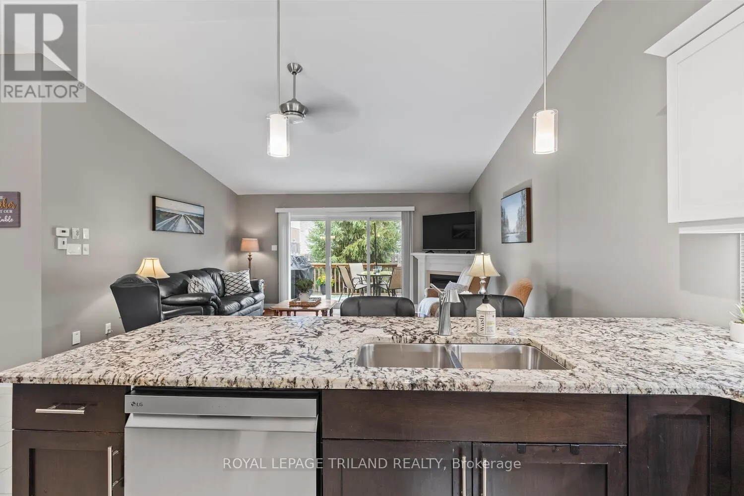 63 - 765 KILLARNEY ROAD, #63