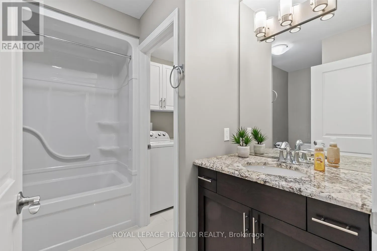 63 - 765 KILLARNEY ROAD, #63
