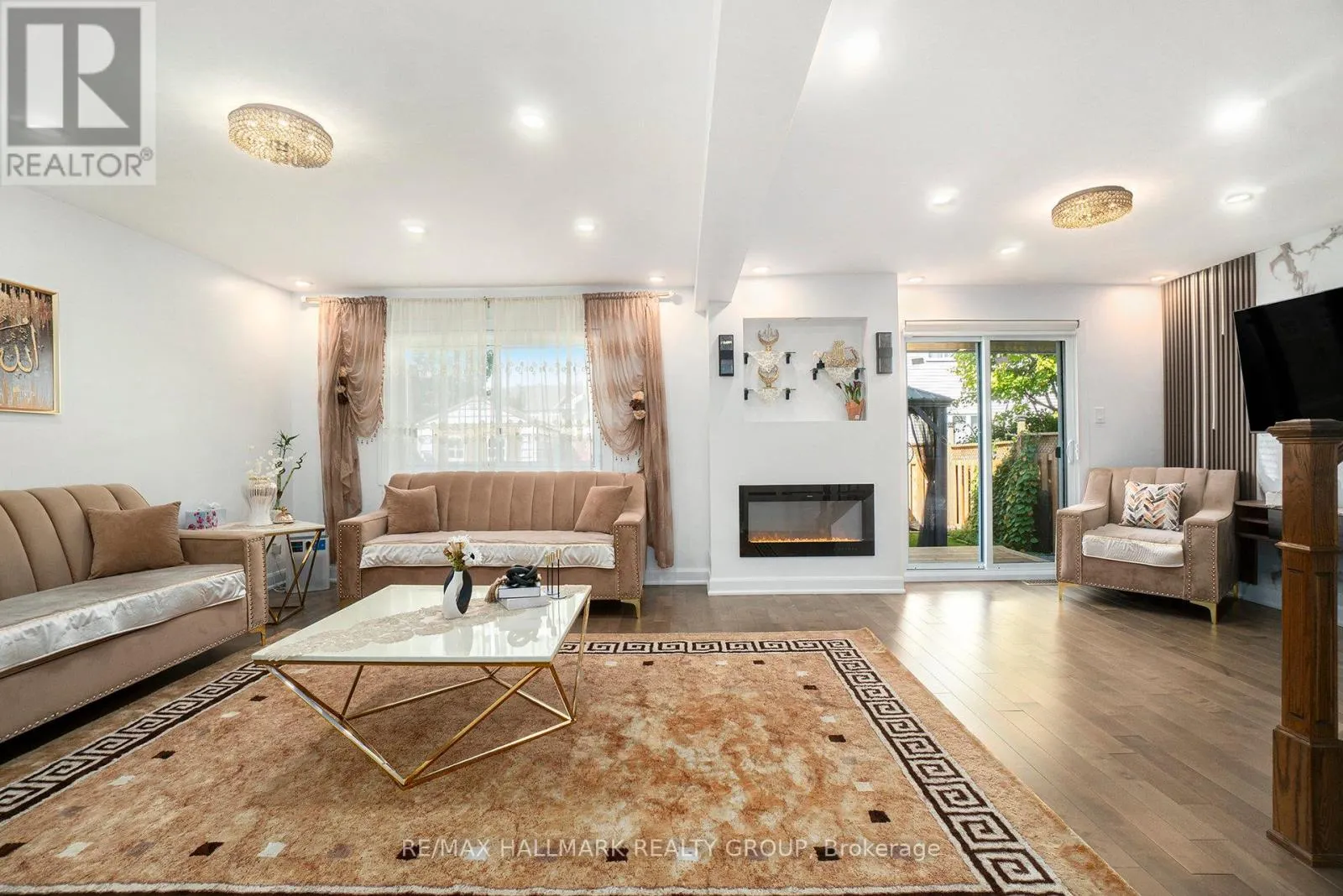 32 - 3017 VICTORIA HEIGHTS CRESCENT