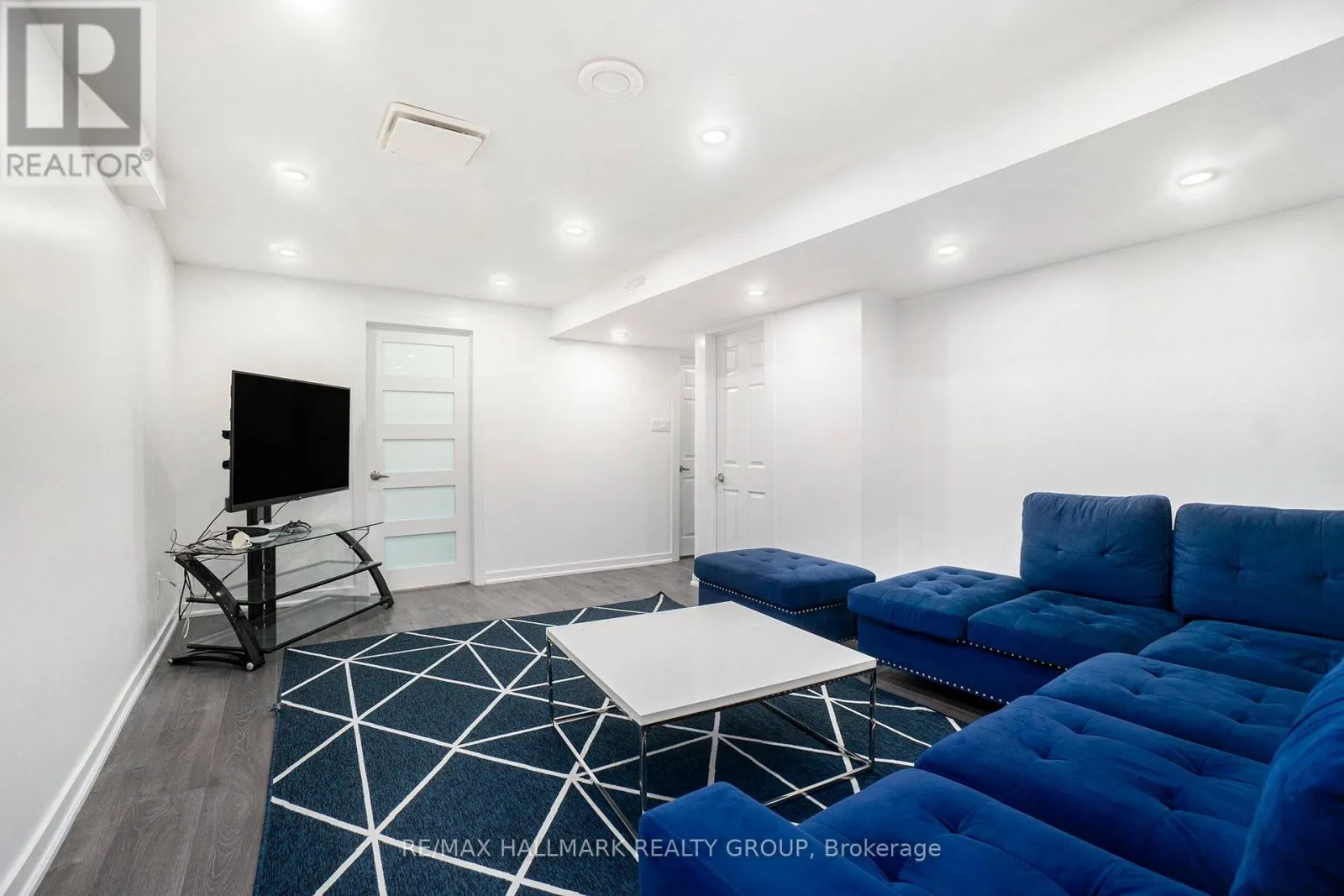 32 - 3017 VICTORIA HEIGHTS CRESCENT