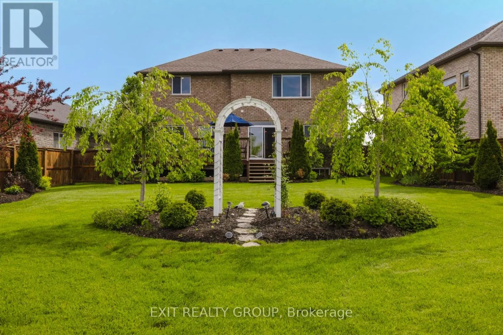 53 HAMPTON RIDGE DRIVE