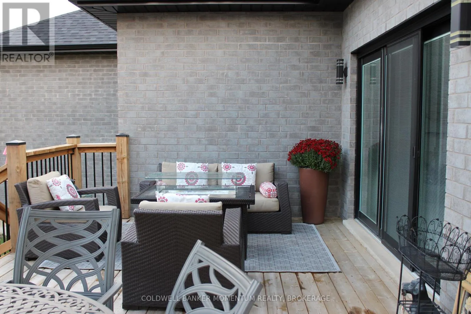 273 LANCASTER DRIVE