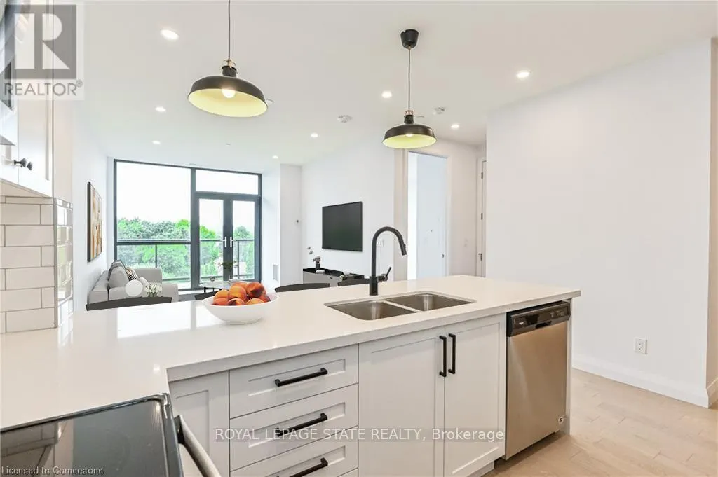 507 - 101 LOCKE STREET S