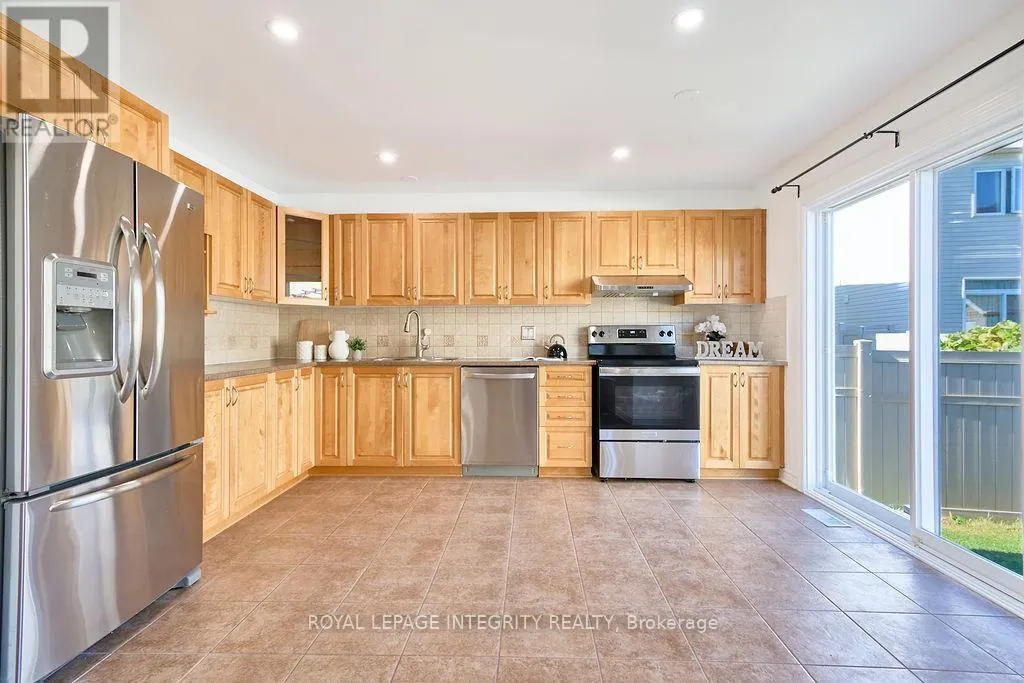 424 HAILEYBURY STREET