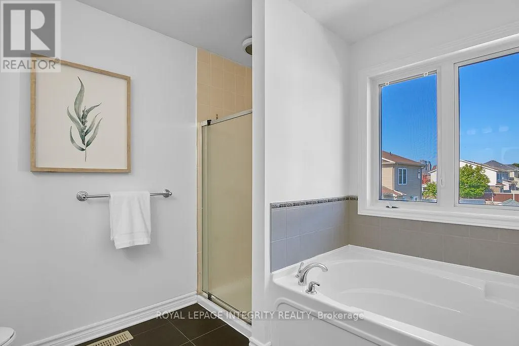 424 HAILEYBURY STREET