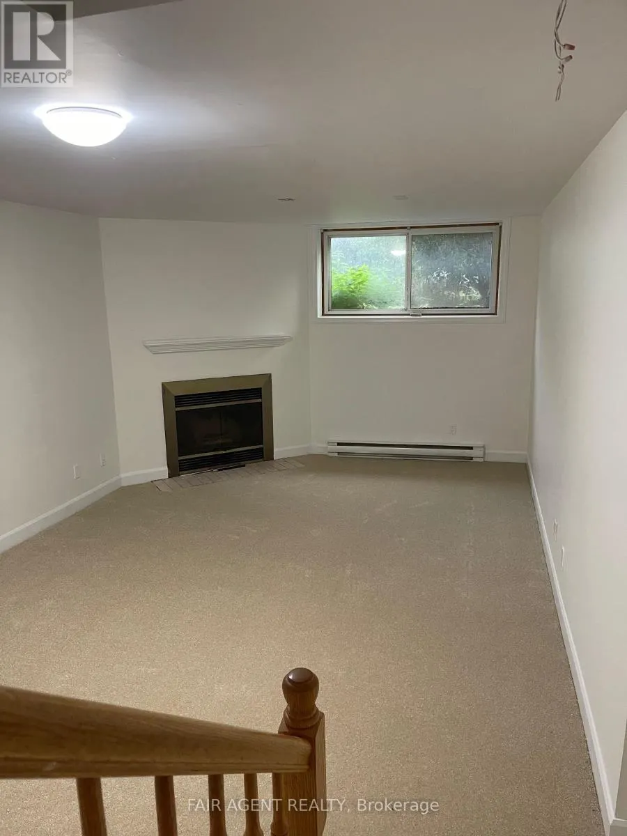 35 WILLWOOD CRESCENT