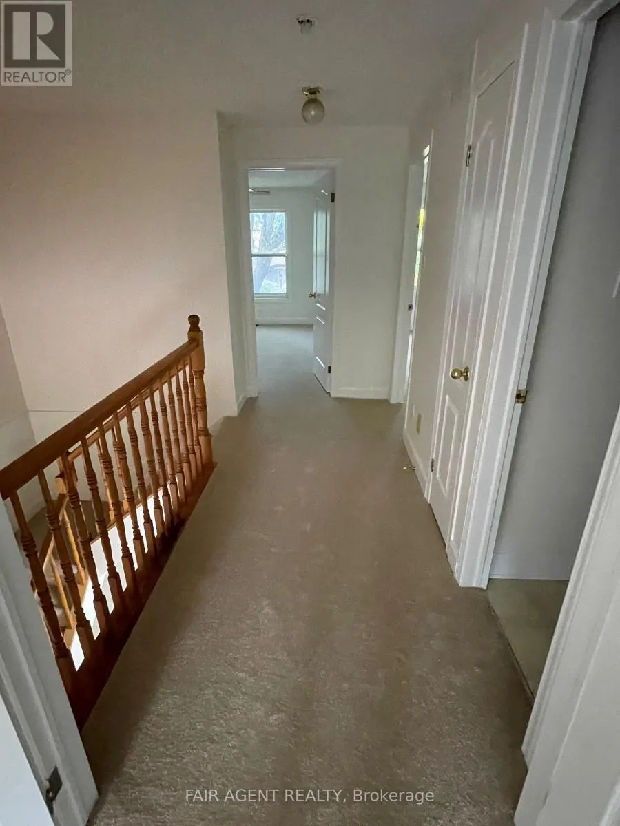 35 WILLWOOD CRESCENT