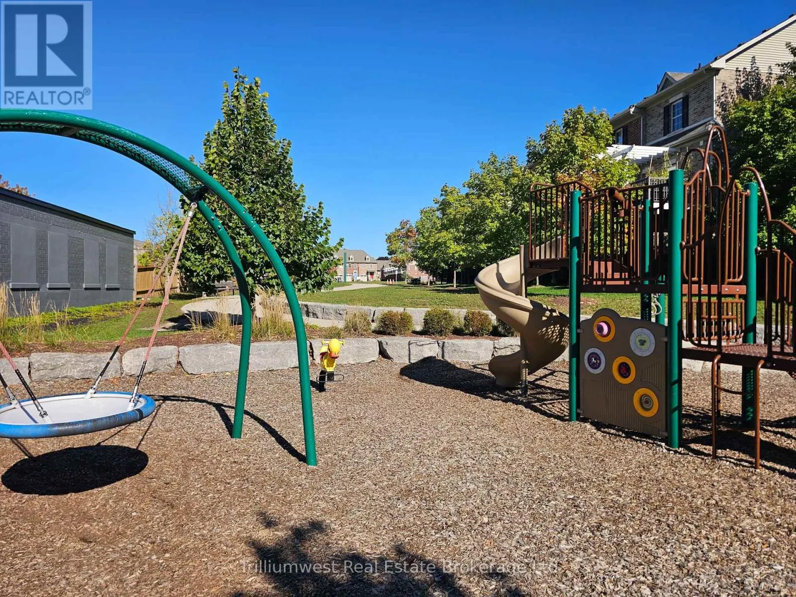 412 - 155 ST LEGER STREET, #412