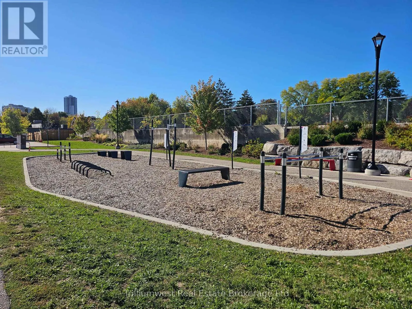 412 - 155 ST LEGER STREET, #412