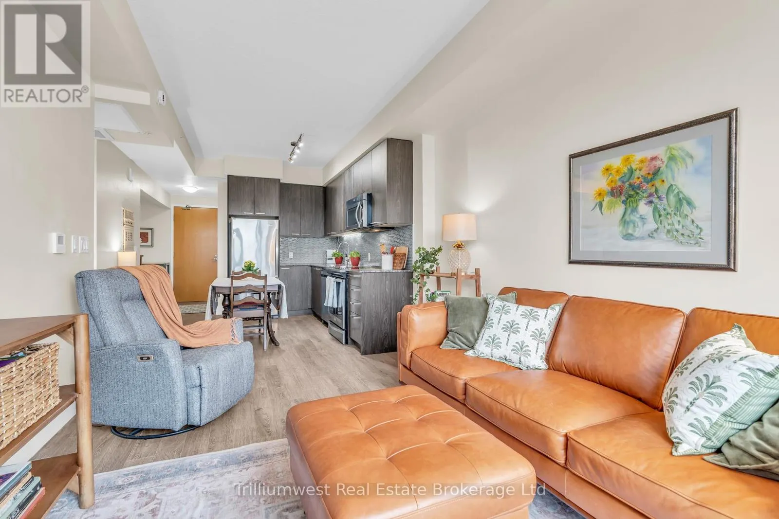 412 - 155 ST LEGER STREET, #412