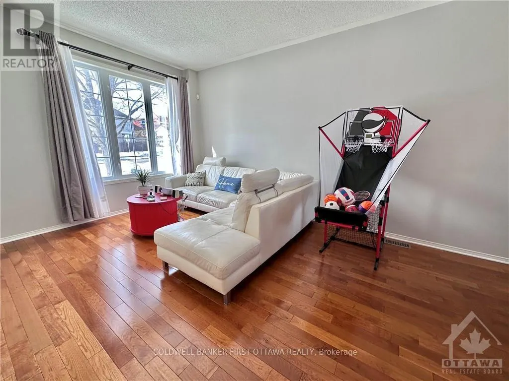 103 COLUMBIA AVENUE