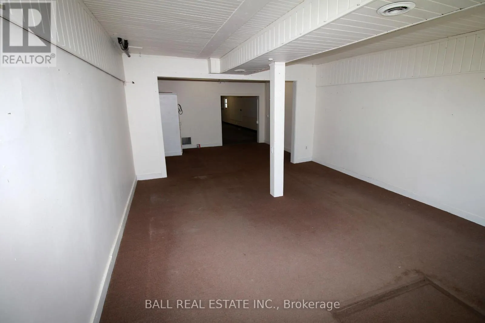 34 HASTINGS STREET N
