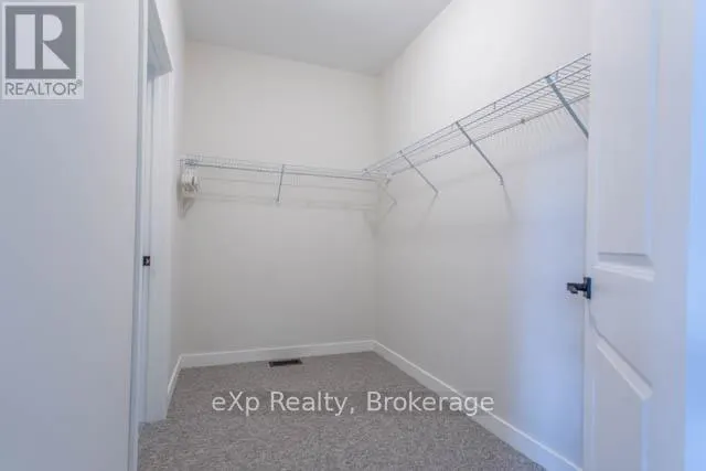 40 - 1052 GREENSVIEW DRIVE, #40