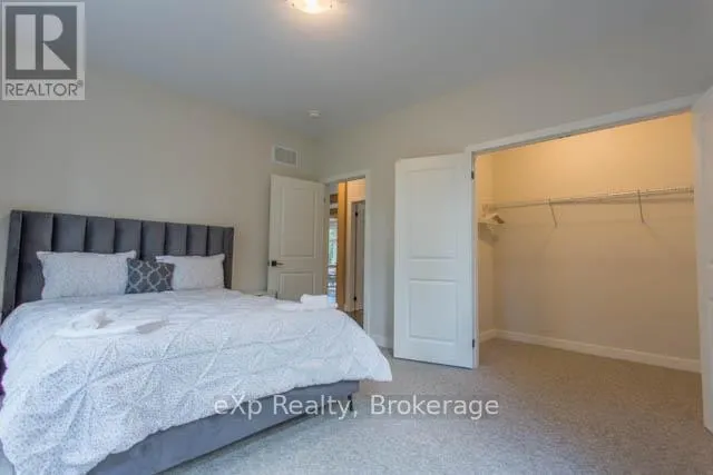 40 - 1052 GREENSVIEW DRIVE, #40