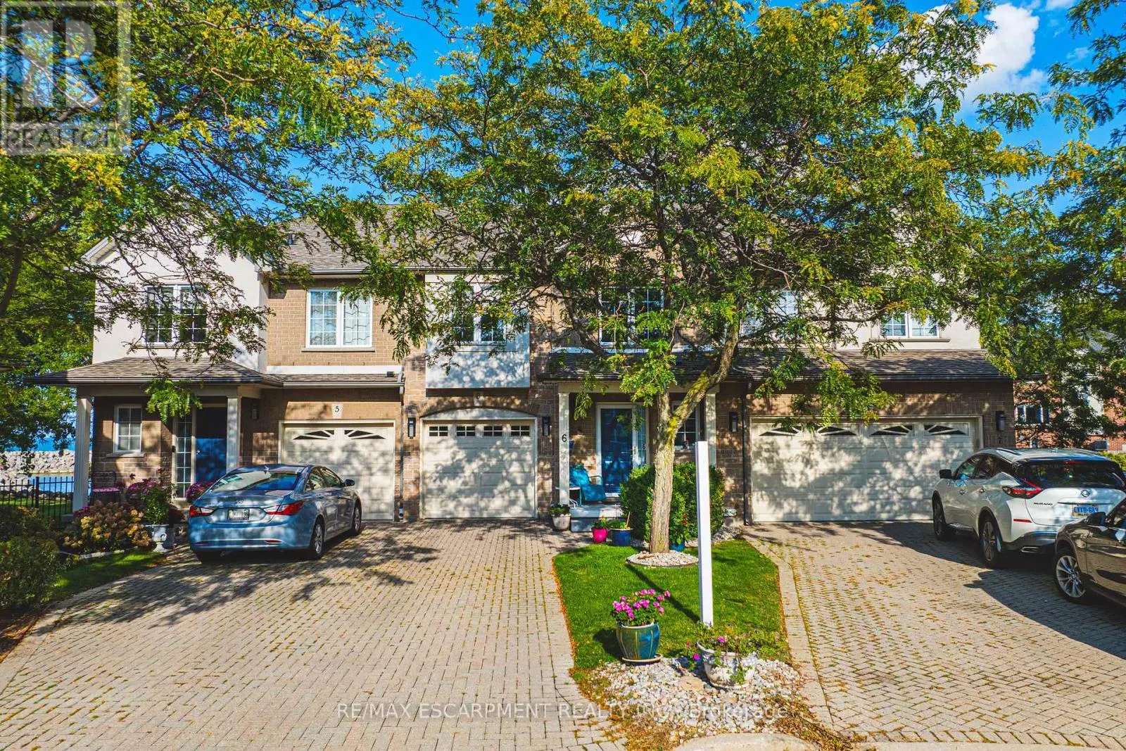 6 - 85 EDGEWATER DRIVE