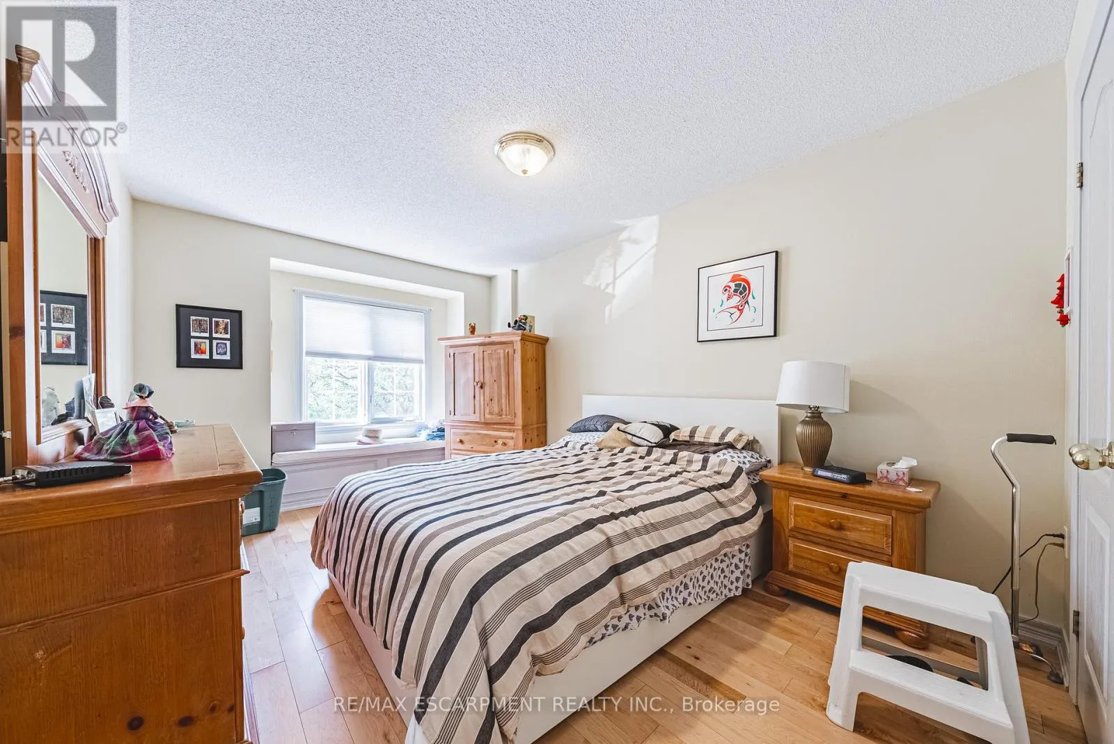 6 - 85 EDGEWATER DRIVE