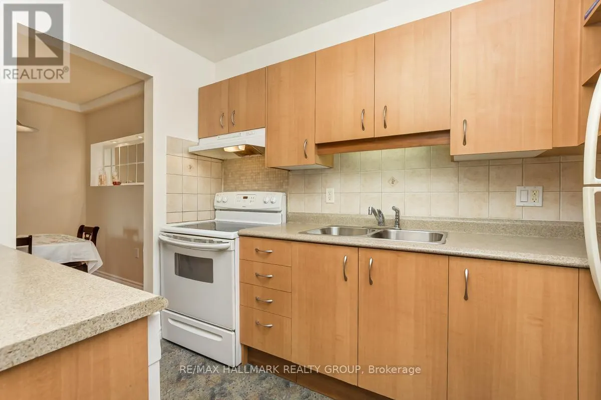 7 - 403 MONTFORT STREET