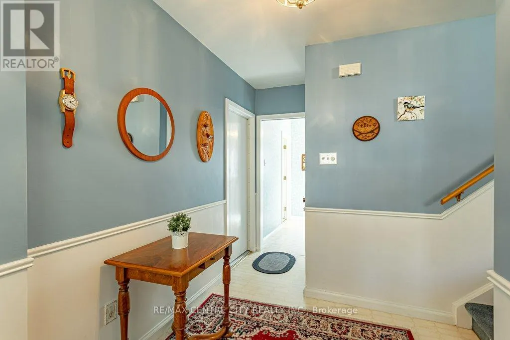 1411 ERINDALE CRESCENT