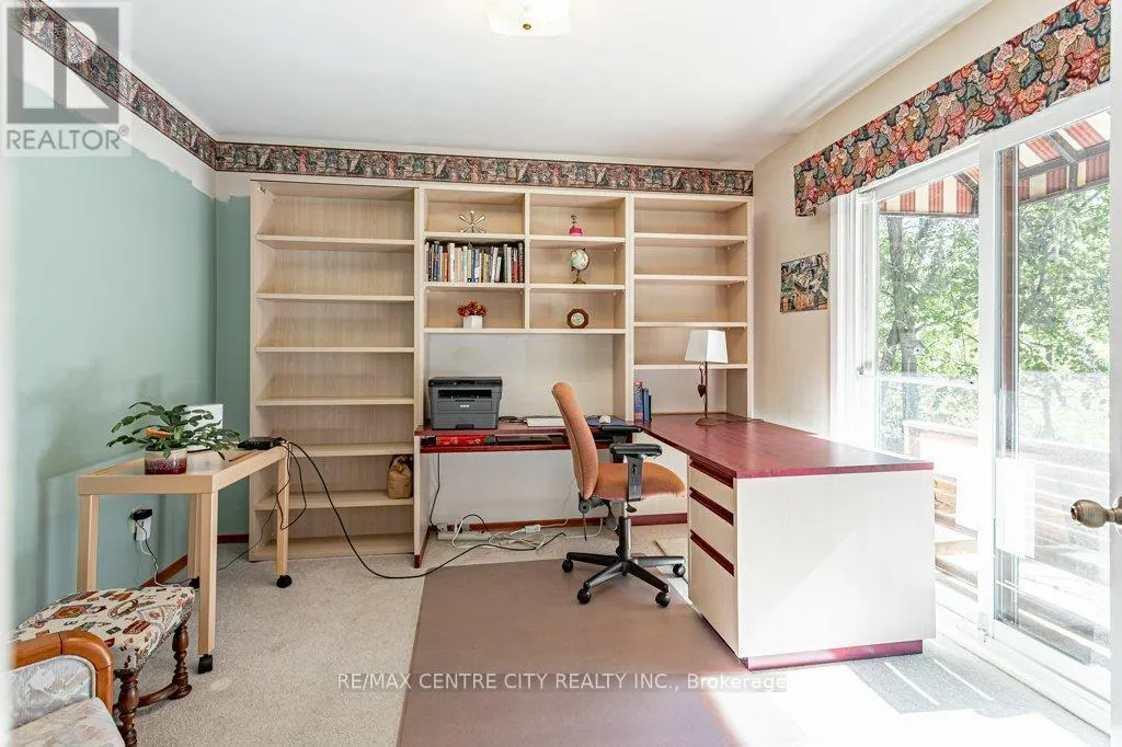 1411 ERINDALE CRESCENT