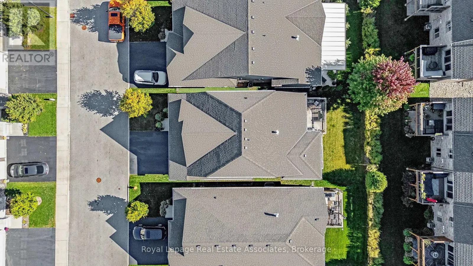 25 CHESTNUT DRIVE