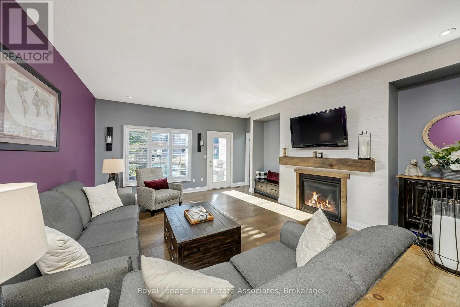 25 CHESTNUT DRIVE