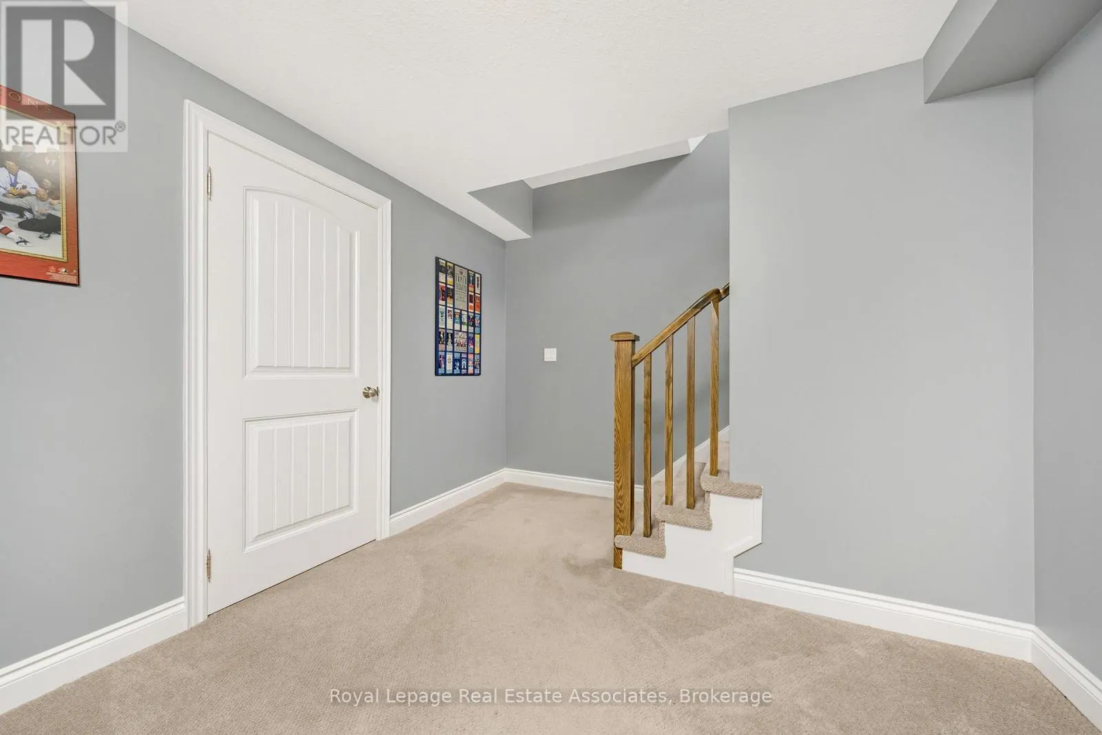 25 CHESTNUT DRIVE
