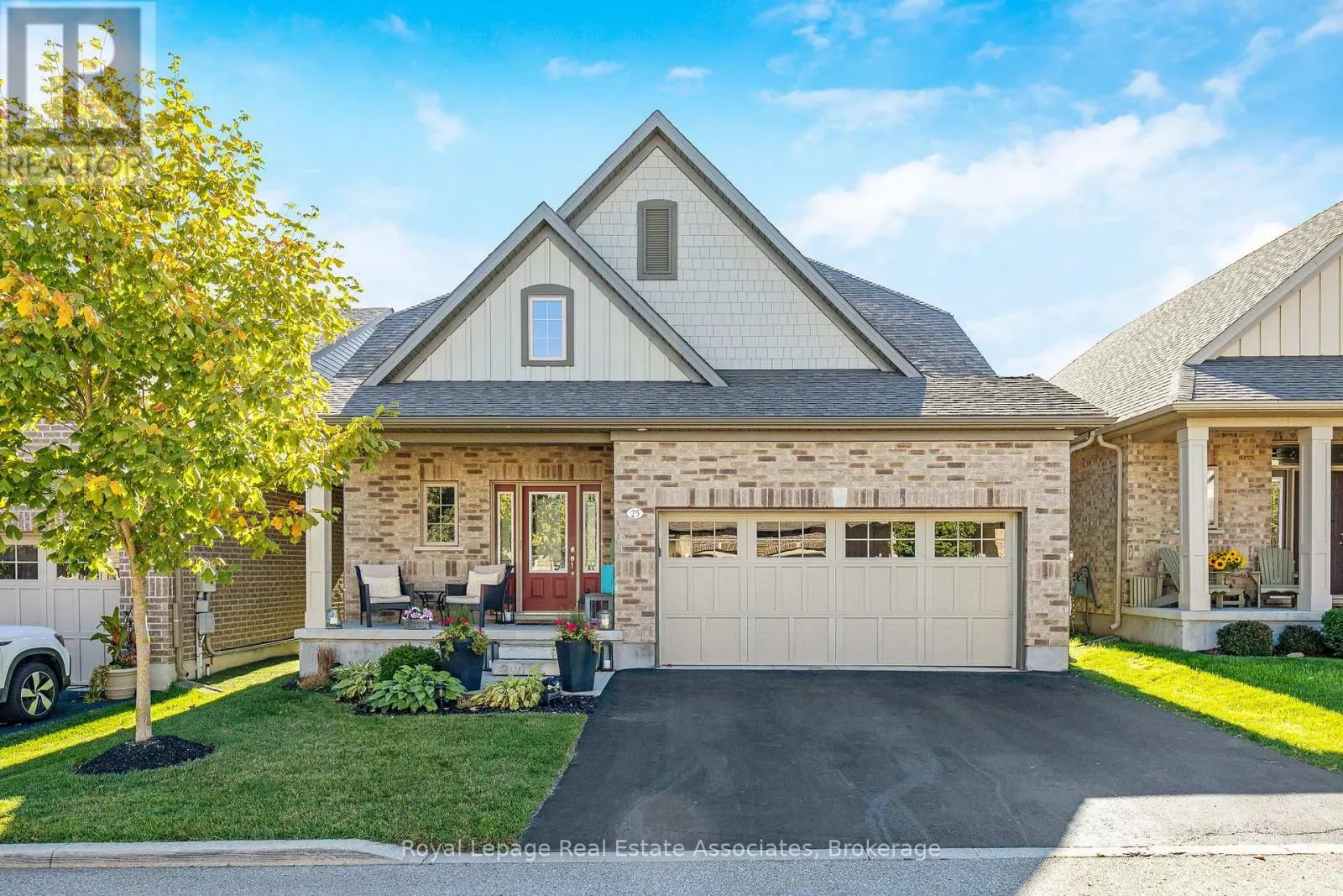 25 CHESTNUT DRIVE