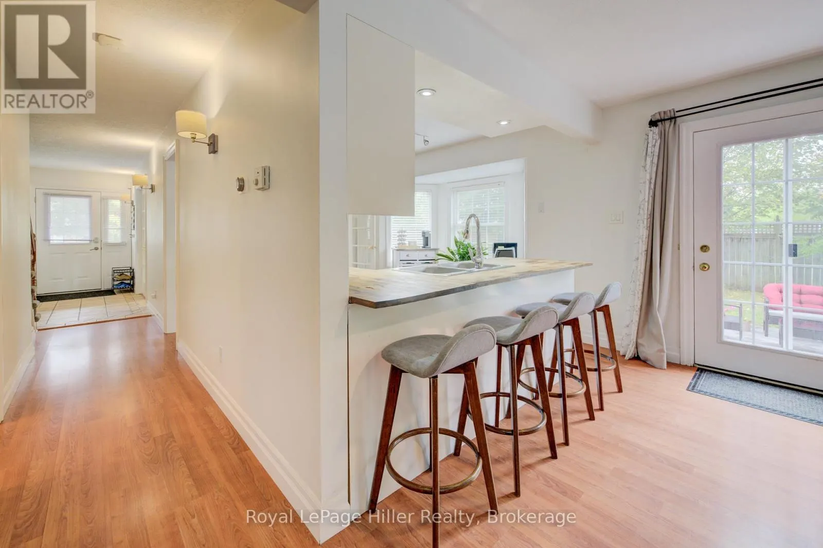 34 EAGLE DRIVE