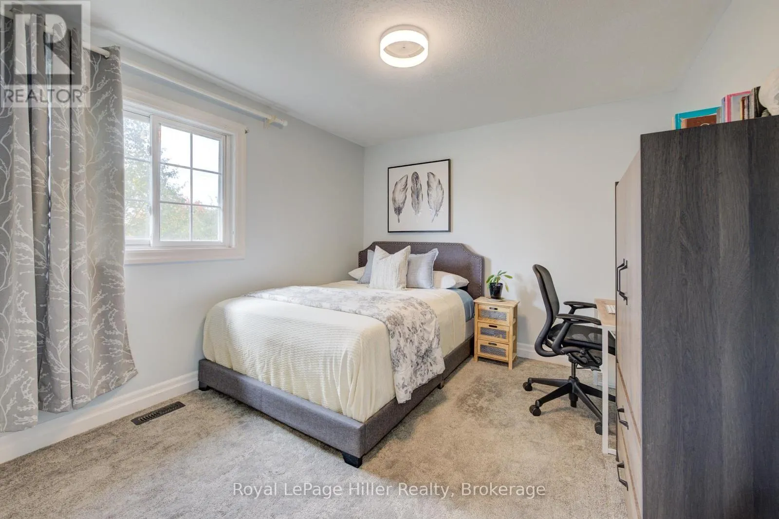 34 EAGLE DRIVE