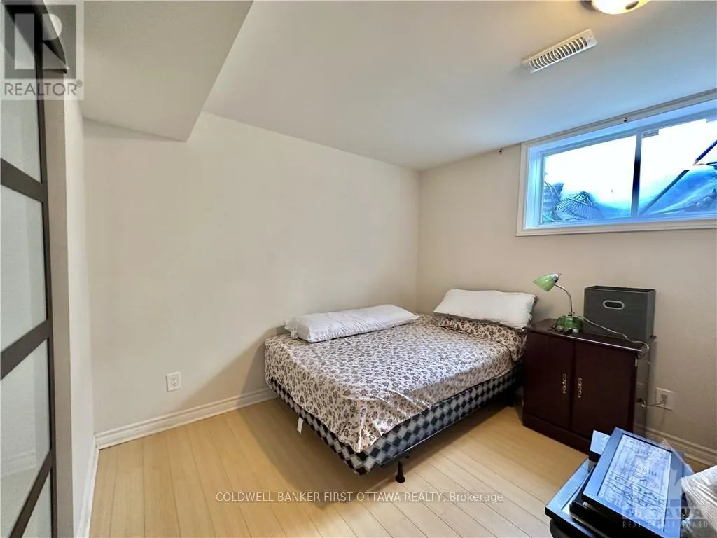 103 COLUMBIA AVENUE