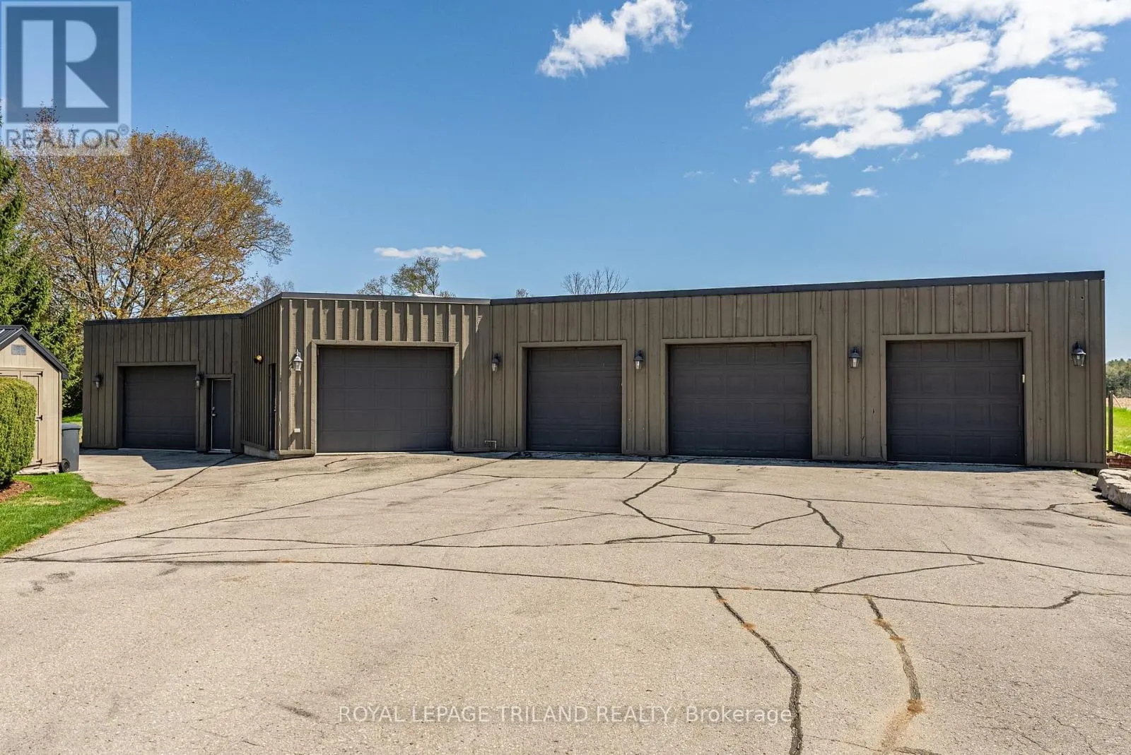 6058 STONE CHURCH ROAD
