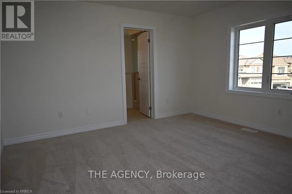 1 BEE CRESCENT