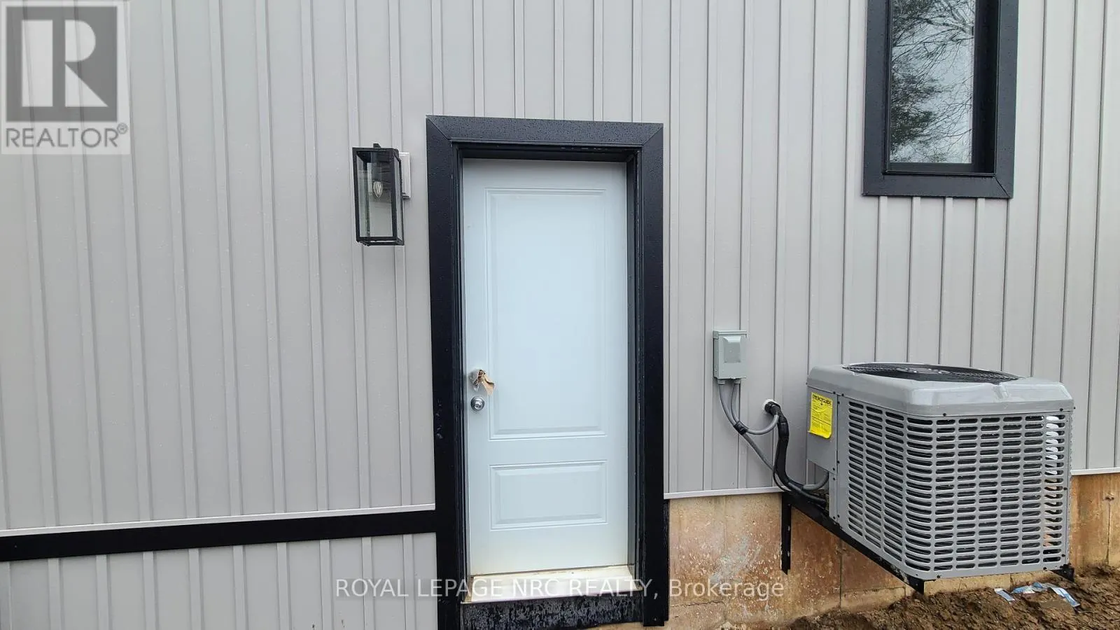 LOWER - 318 RIVER ROAD, #Lower