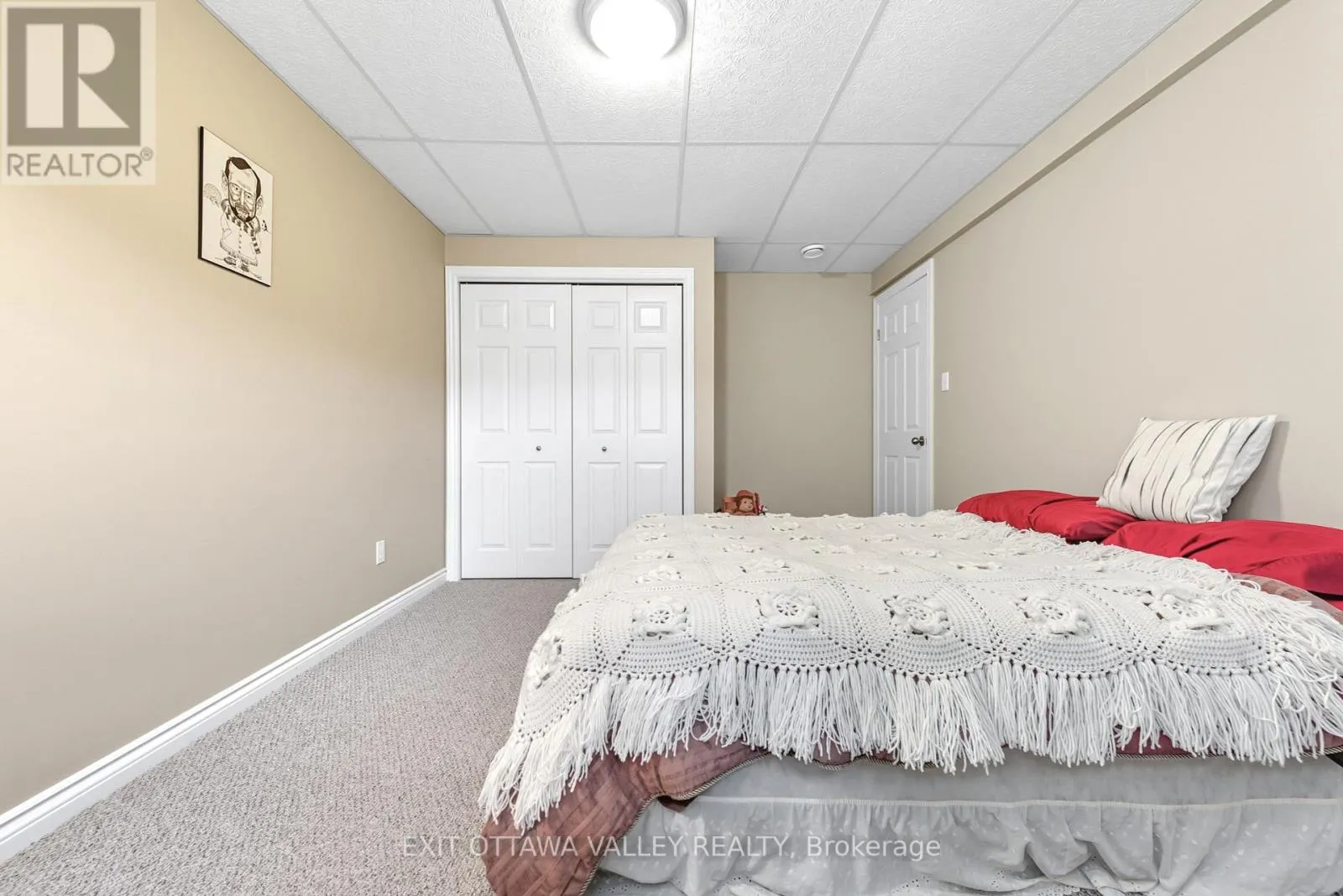 8 COCKCROFT CRESCENT