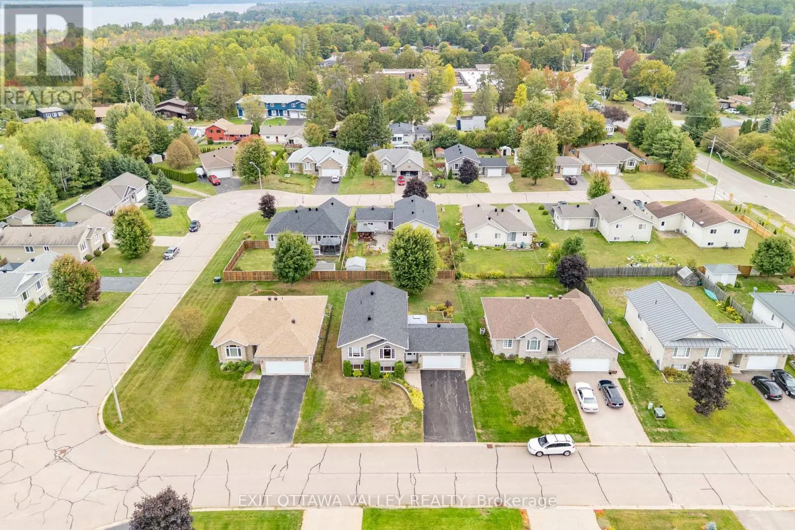 8 COCKCROFT CRESCENT