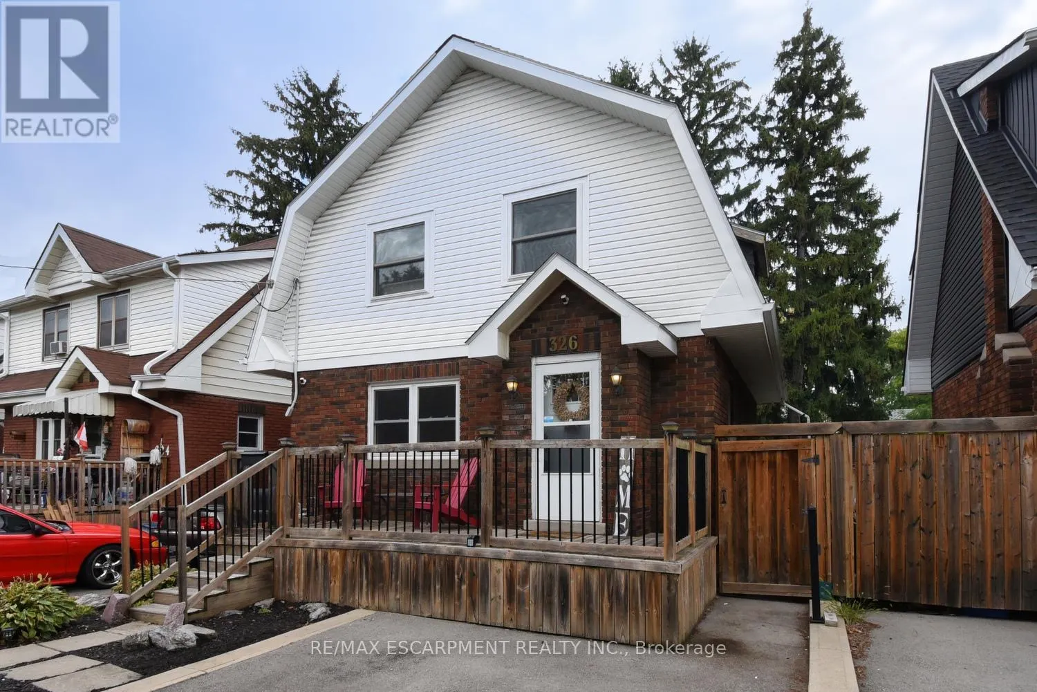326 DARLING STREET