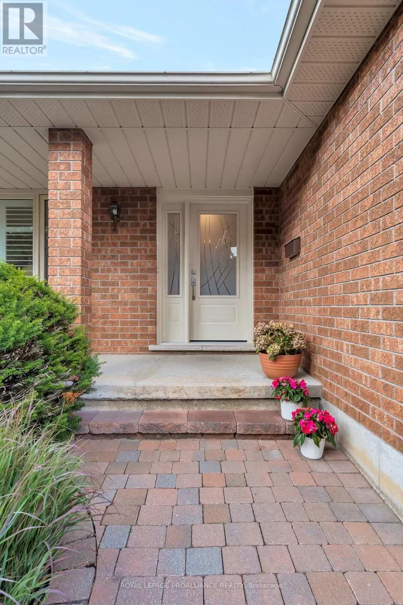 36 OAK RIDGE BOULEVARD